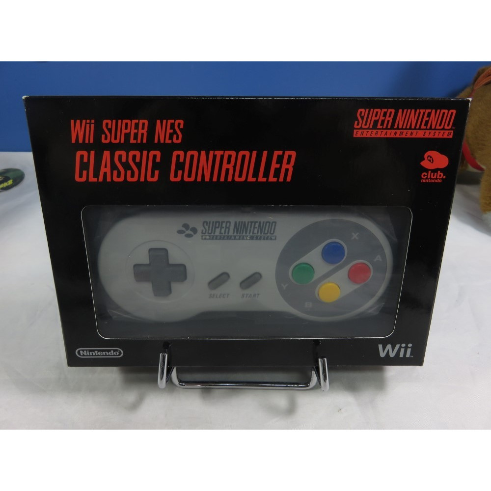 Trader Games - CONTROLLER - MANETTE WII SUPER NES CLASSIC CONTROLLER CLUB  NINTENDO NEW sur Nintendo wii